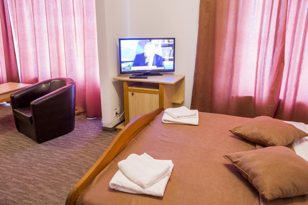 Motel Darina Ungheni  Bagian luar foto