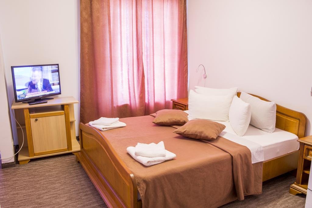 Motel Darina Ungheni  Bagian luar foto