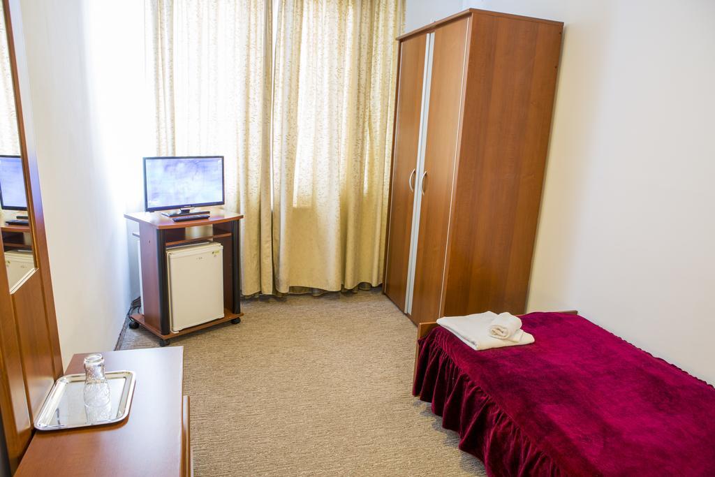 Motel Darina Ungheni  Bagian luar foto