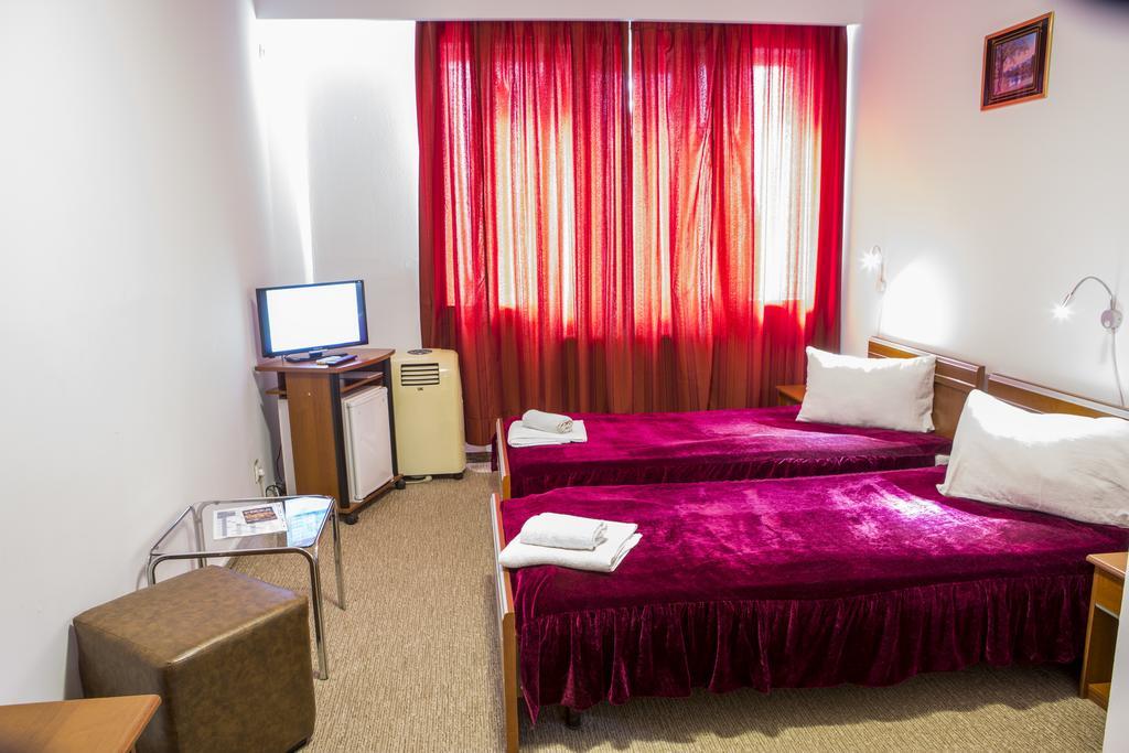 Motel Darina Ungheni  Bagian luar foto