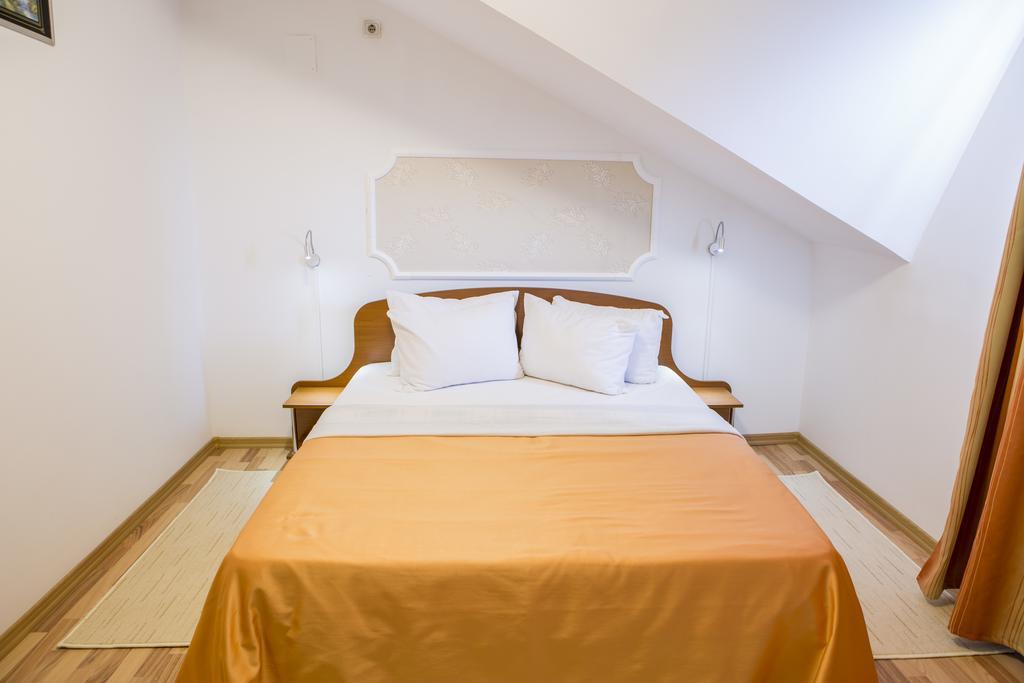 Motel Darina Ungheni  Bagian luar foto