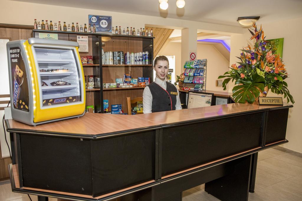 Motel Darina Ungheni  Bagian luar foto